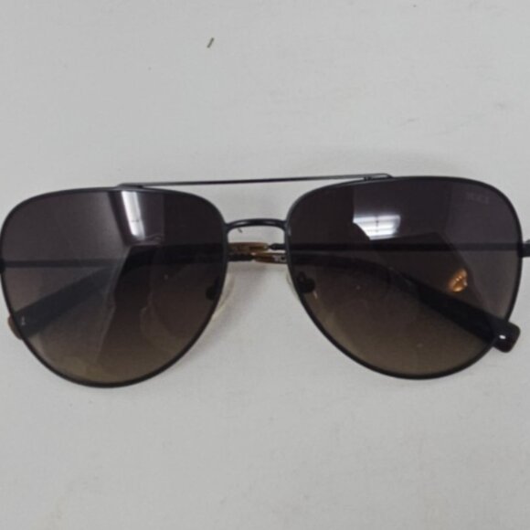 Tumi Aviator Pilot Sunglasses Special Edition + Folding Case & Cloth Black Metal